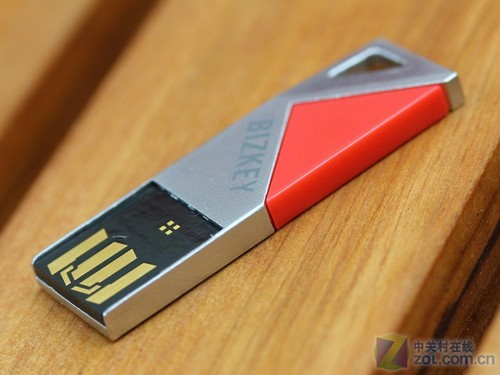 时尚几何设计 BIZKEY K8优盘读图评测