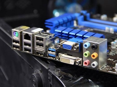 ��ŷ�ޱ������ѡ3.0���� ΢��ZH77A-G43�Ƽ� 