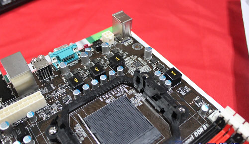 【高清图】 烟台映泰a9主板暑期超值装机热促499元图2