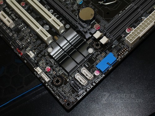 超值ivb小板 精英b75主板亚马逊售379元